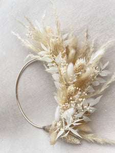 Neutral Flower Ring